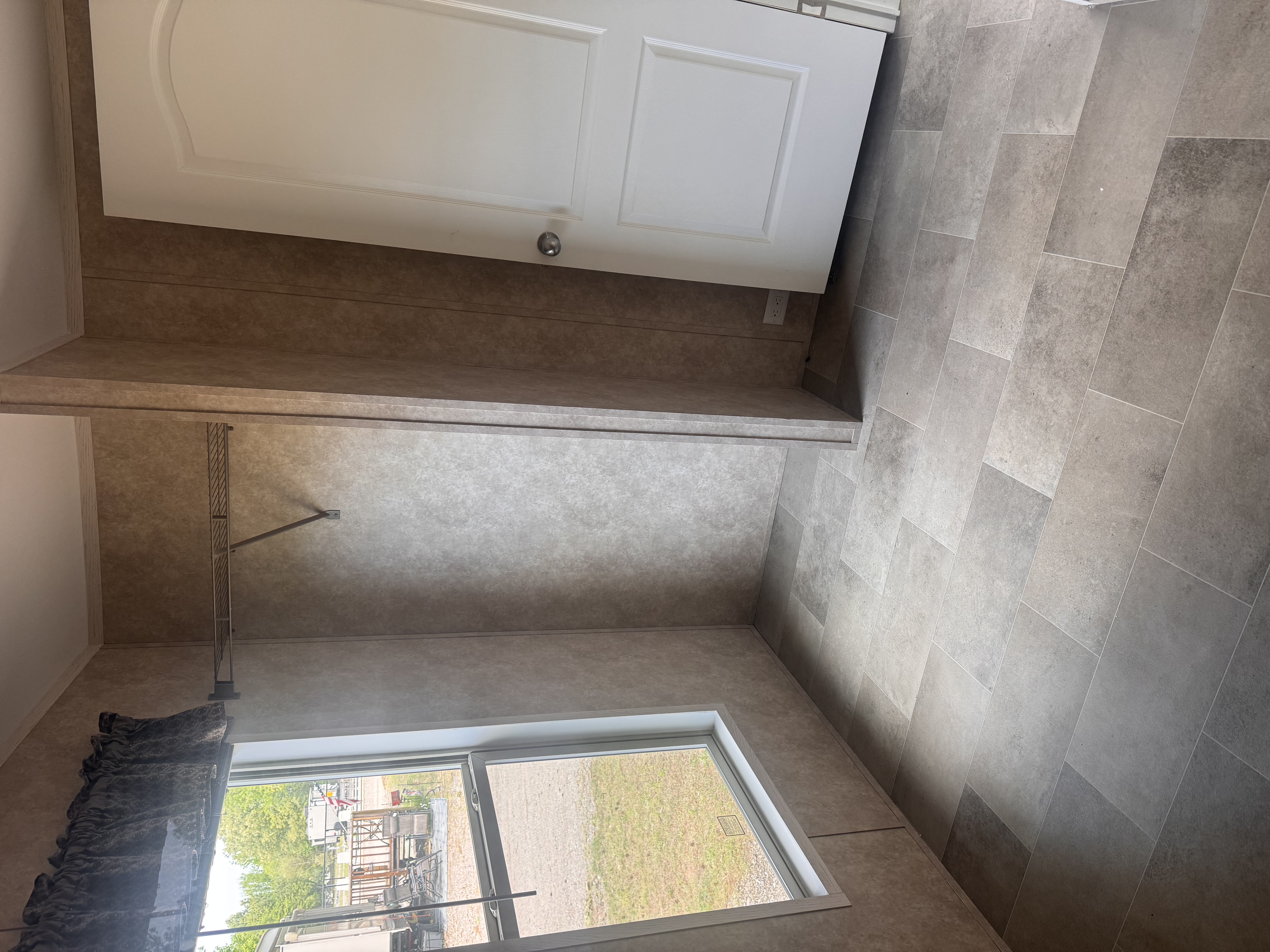 Additional Image for Lot 1